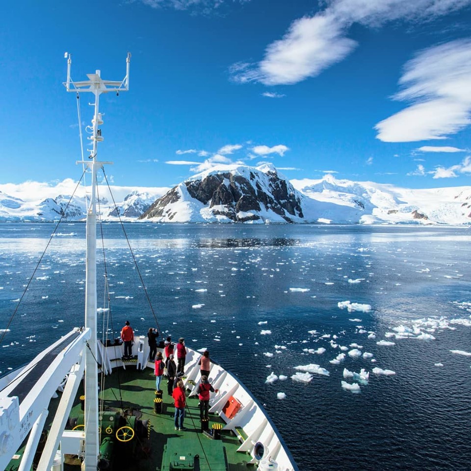 Aurora-Expeditions-Ship2 | AardvarkCompare.com